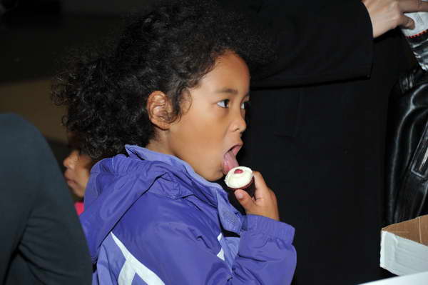 WIHS5-10-29-11-KidsDay-4969-DDeRosaPhoto.JPG