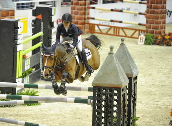 AnimalPlanet-WIHS5-10-29-11-PresCup-1337-Urban-BlytheMarano-DDeRosaPhoto.JPG