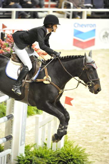 Chevron-WIHS5-10-29-11-PresCup-1568-Vigaro-Sarah Tredennick-DDeRosaPhoto.JPG