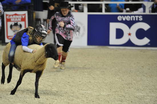 WIHS3-10-27-11-MuttonBusting-2635-DDeRosaPhoto.JPG