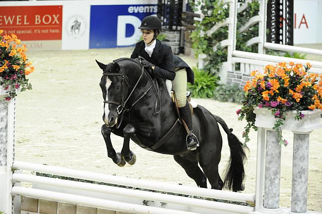 WIHS-10-25-11-Cl186ChHtrCH-DSC_7730-Lennox-CatherineDuhring-DDeRosaPhoto.JPG