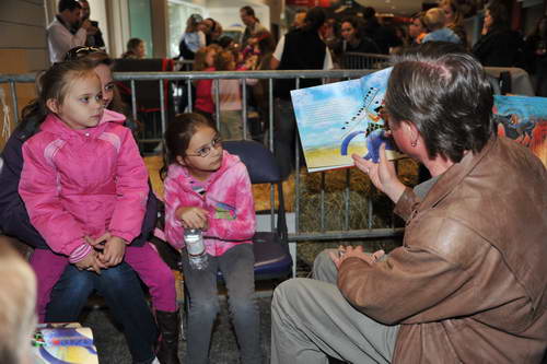 KidsDay-WIHS5-10-29-11-4920-DDeRosaPhoto