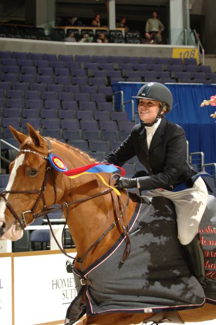 16-WIHS-ErickaSchaefer-MaizyToltien-10-26-06-AdultJpr-_DDPhoto.JPG