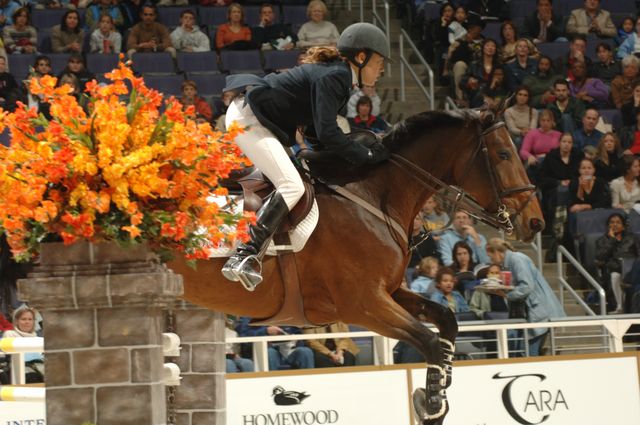 041-WIHS-KimFarlinger-LaForza-10-28-05-Accumulator-DDPhoto.JPG