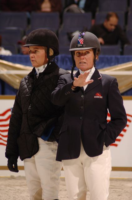 004-WIHS-CandiceKing-LeslieHoward-10-28-05-CL211OpJpr-DDPhoto.JPG