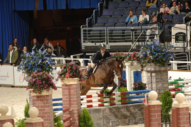 112-WIHS-MaggieMcAlary-PeterPan-10-29-05-EqClassicJpr-182-DDPhoto.JPG