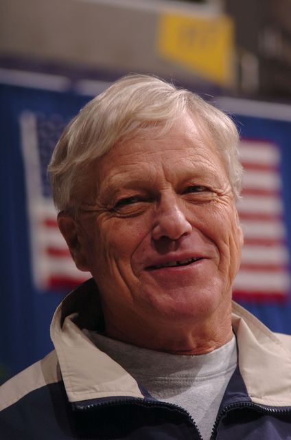 73-WIHS-10-25-05-DDPhoto.JPG