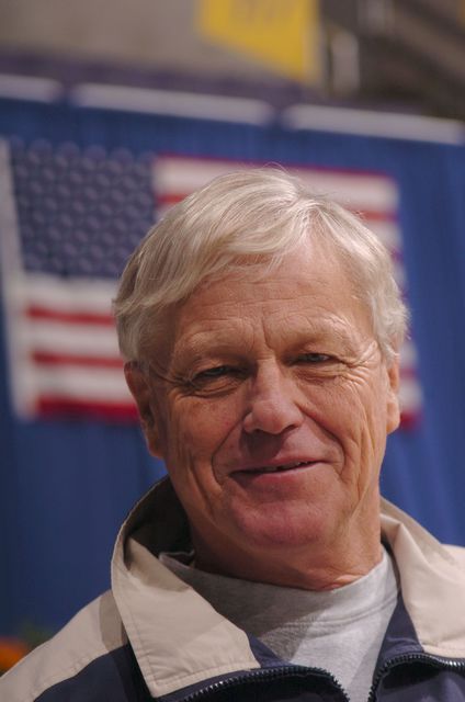 75-WIHS-10-25-05-DDPhoto.JPG