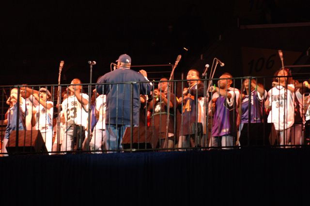 6-WIHS-10-28-05-HipHopBand-DDPhoto.JPG