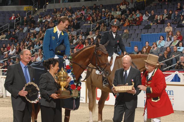 1099-HarrieSmolders-ExquisOliverQ-Carnicero-Johnson-Kiplinger-Serex-WIHS-10-28-06-&copy;DeRosaPhoto.JPG