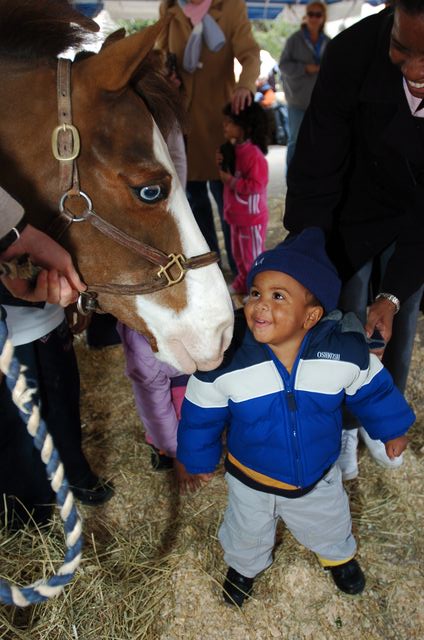 1174-PonyPavilion-WIHS-10-28-06-&copy;DeRosaPhoto.JPG