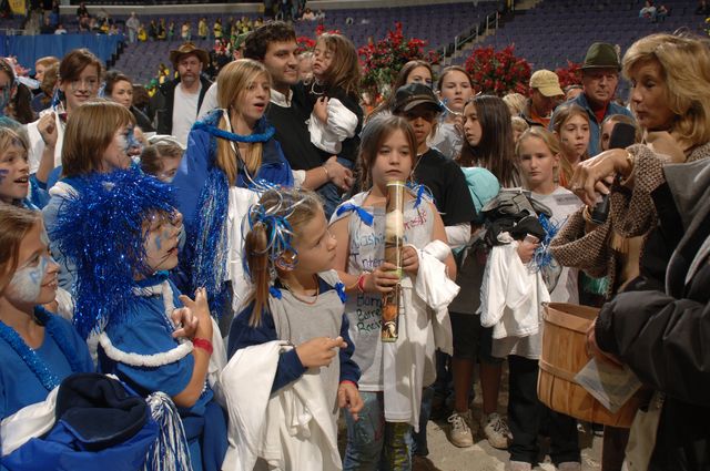 1127-BarnNight-WIHS-10-26-06-&copy;DeRosaPhoto.jpg