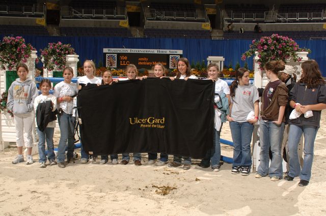 1159-BarnNight-WIHS-10-26-06-&copy;DeRosaPhoto.jpg