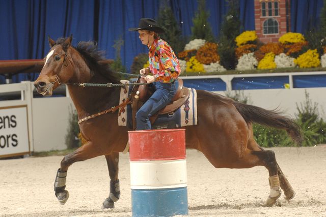675-BarrelRacing-LorraineBytheway-WIHS-10-27-06-&copy;DeRosaPhoto.JPG