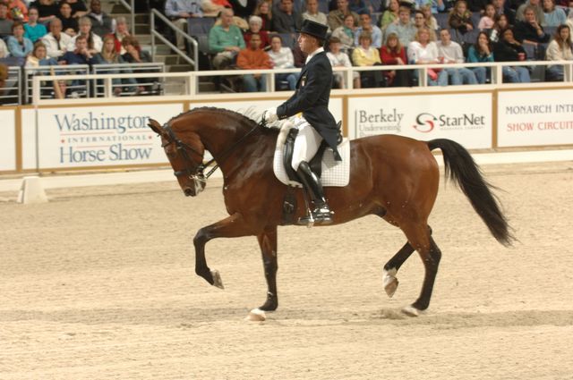 856-GeorgeWilliams-Marnix-WIHS-10-26-06-&copy;DeRosaPhoto.jpg