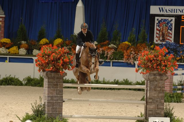 1002-BeezieMadden-PlayOn-WIHS-10-26-06-&copy;DeRosaPhoto.jpg