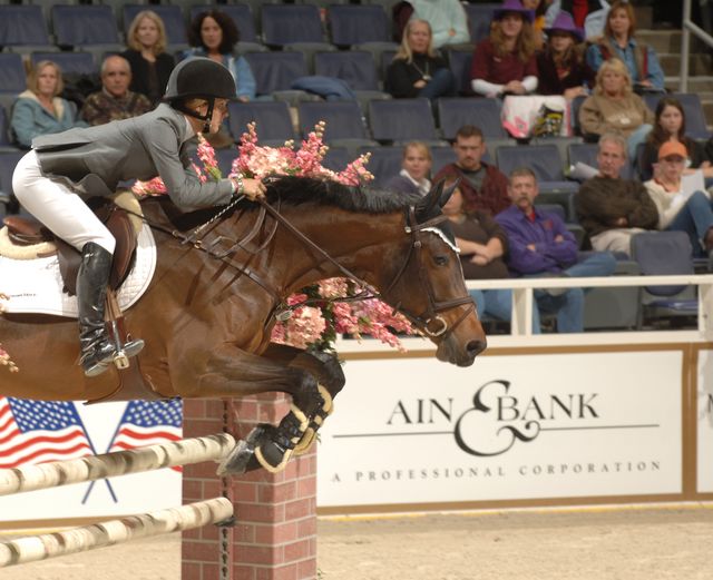 1056-MeganJohnstone-KissMeDesJoncs-WIHS-10-26-06-&copy;DeRosaPhoto.jpg