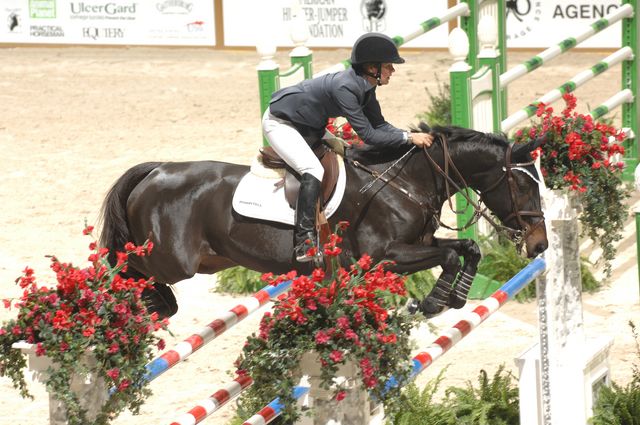 288-MeganJohnstone-Ollandaise-WIHS-10-27-06-&copy;DeRosaPhoto.JPG