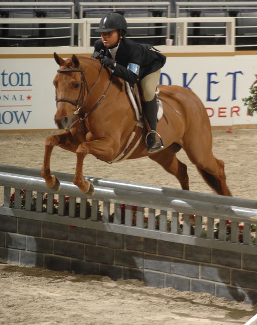 166-CorinneMiller-Daphne-Doo-WIHS-10-29-06-&copy;DeRosaPhoto.JPG