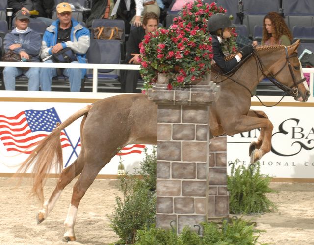 216-ElizabethAllen-MadamAlexander-WIHS-10-29-06-&copy;DeRosaPhoto.JPG