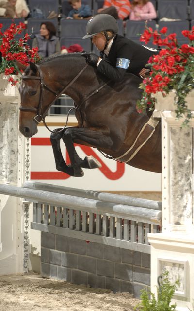 256-AliShiflet-WoodlandsGabriella-WIHS-10-29-06-&copy;DeRosaPhoto.JPG