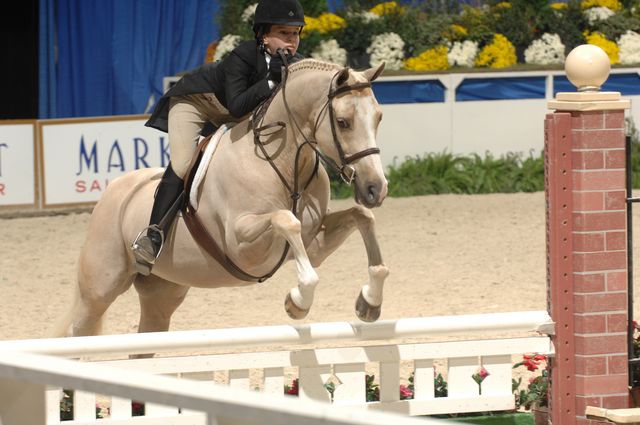 337-KatieDinan-KeepDreamin'-WIHS-10-29-06-&copy;DeRosaPhoto.JPG
