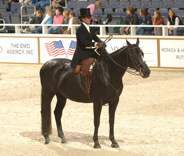 720-LisaFriel-Aaspen'sBlackDiamond-WIHS-10-26-06-&copy;DeRosaPhoto.JPG