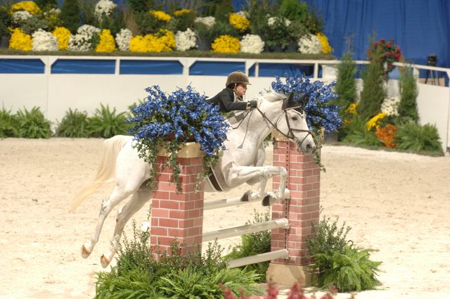 743-KaitlinCampbell-LucyInTheSky-10-25-06-&copy;DeRosa-Photo.jpg