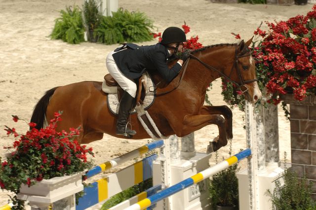 780-KristinaSaul-Hawkeye-10-25-06-&copy;DeRosa-Photo.jpg