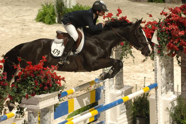 804-MackenzieKeck-AKMickey-10-25-06-&copy;DeRosa-Photo.jpg
