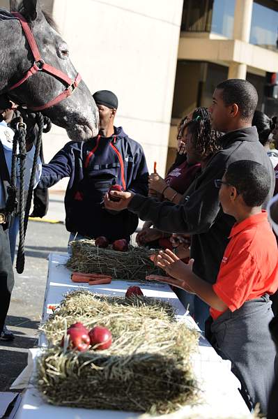 WIHS-10-21-09-DSC_1951-BreakfastwithParkPolice-DDeRosaPhoto.jpg
