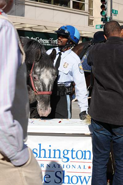 WIHS-10-21-09-DSC_2016-BreakfastwithParkPolice-DDeRosaPhoto.jpg