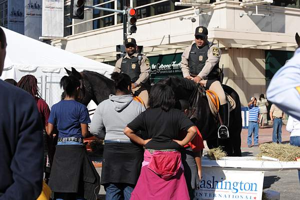 WIHS-10-21-09-DSC_2051-BreakfastwithParkPolice-DDeRosaPhoto.jpg