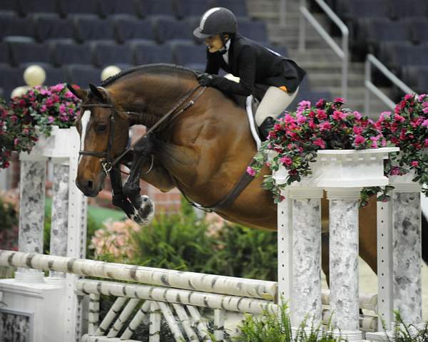 WIHS-10-21-09-DSC_2645-Overseas-LauraWasserman-Hunters-DDeRosaPhoto.jpg