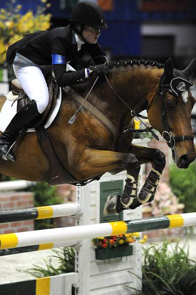 WIHS-10-24-09-DSC_9511-Thorstin-LauraPfeiffer-JrJprs-DDeRosaPhoto.jpg