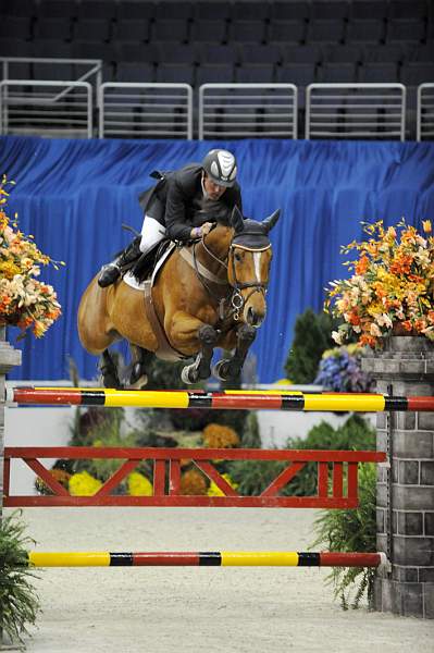 WIHS-10-22-09-OpJpr210-DSC_6424-MoetWalk-DavidBeisel-DDeRosaPhoto.jpg