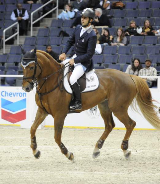 WIHS-10-22-09-OpJpr210-DSC_6438-NightTrain-RodrigoPessoa-Sponsors-Chevron-DDeRosaPhoto.jpg