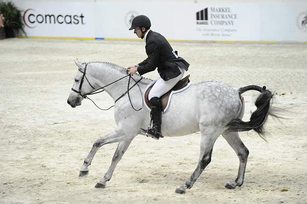 WIHS-10-21-09-DSC_1380-Corvino-RobBielefeld-Sponsors-Comcast-DDeRosaPhoto.jpg