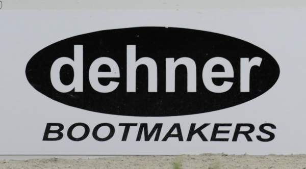 Dehner-WIHS-10-25-09-DSC_2761-Sponsors-Dehner-DDeRosaPhoto.jpg
