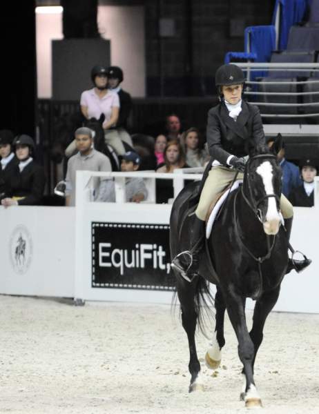 WIHS-10-20-09-DSC_0630-Sponsors-EquiFit-Sponsors-EquFit-DDeRosaPhoto.jpg