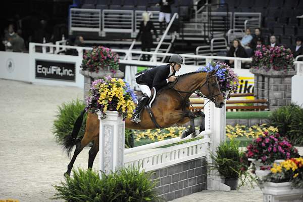 WIHS-10-21-09-DSC_1431-Rosalynn-HuntTosh-Sponsors-EquiFit-DDeRosaPhoto.jpg