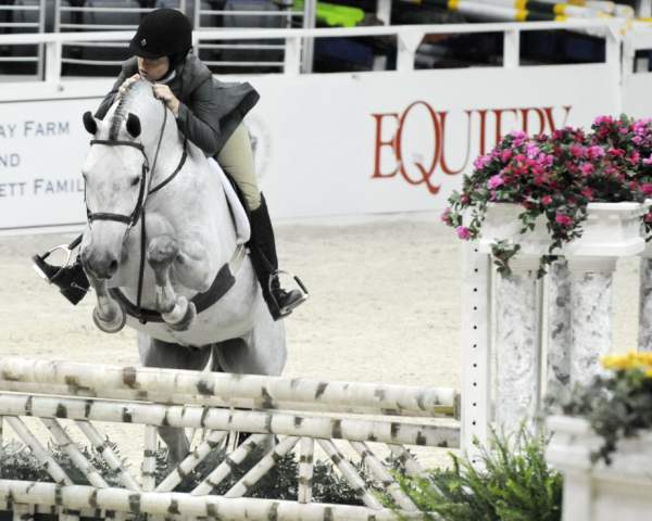 WIHS-10-21-09-DSC_2250-Corvino-EmilyWygod-Sponsors-Equiery-DDeRosaPhoto.jpg