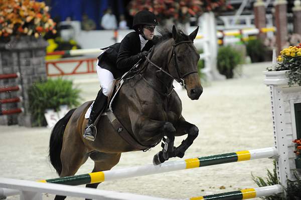 WIHS-10-21-09-DSC_2999-WIHSChildJpr-Kiwi-ElainaPlott-DDeRosaPhoto.jpg
