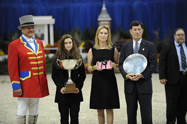 WIHS-10-24-09-Cl182-WIHSJrEqJpr-DSC_0378-JohnFranzreb-JulietReid-EricStraus-DDeRosaPhoto.jpg