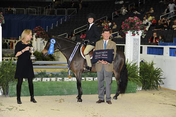 WIHS-10-24-09-DSC_9159-Tango-MadelynKeck-DDeRosaPhoto.jpg