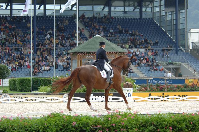 1011-WEG-8-23-06-_DeRosaPhoto.JPG