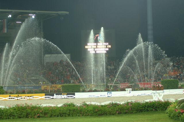 182-WEG-8-26-06-_DeRosaPhoto.JPG