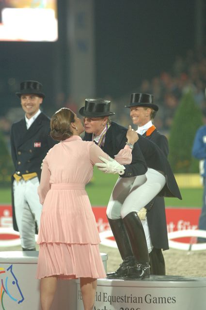 016-WEG-KurAwards-8-26-06-_DeRosaPhoto.JPG