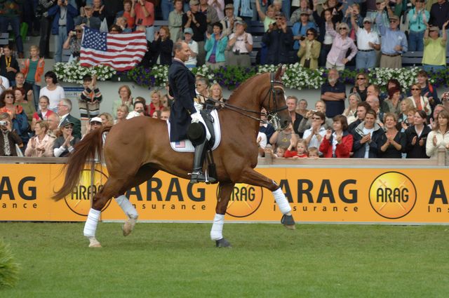 276-WEG-TeamDressageAwards-8-23-06-_DeRosaPhoto.jpg