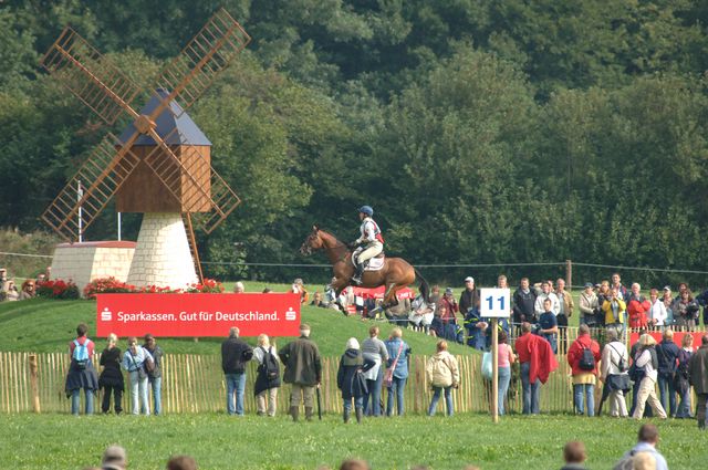 081-WEGXX-8-26-06-_DeRosaPhoto.JPG
